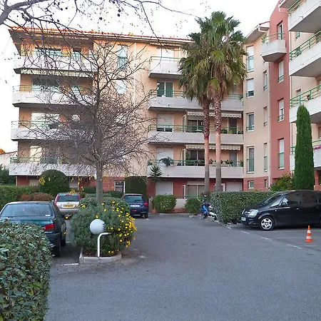 Le Sambora 4*